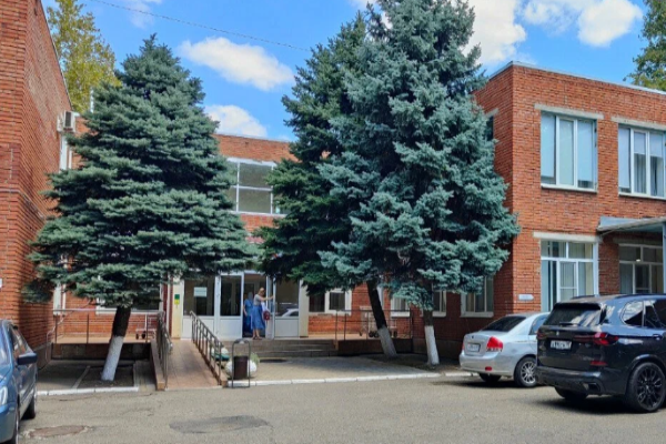 Операционные светильники ЭМА Эмалед в Клинику КубГМУ Минздрава России (г. Краснодар)