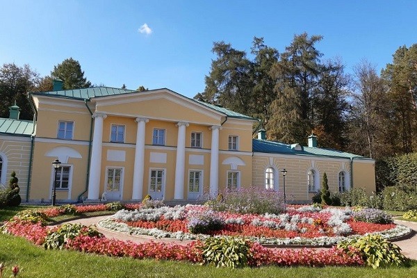 Аудиовизуальный комплекс ФЛОУ в Центральный военный клинический санаторий «Архангельское» (Московская область)