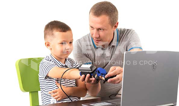 Реабилитационная перчатка АНИКА для восстановления моторики рук с биологической обратной связью medcub