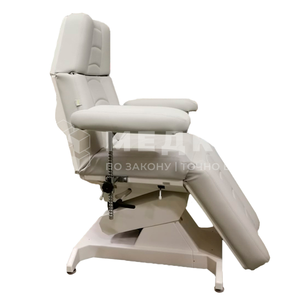 Процедурное кресло Пластэк "ОД-1" с ножной педалью управления и широкими подлокотниками