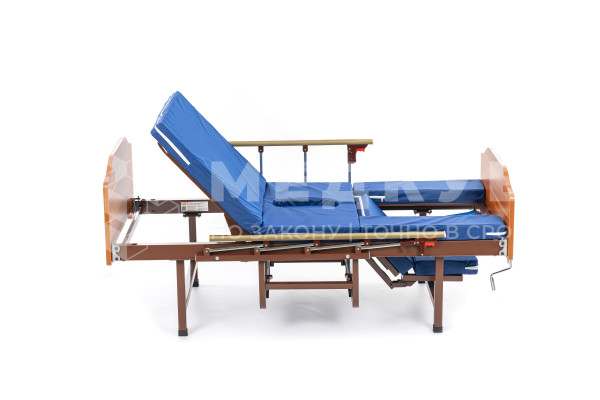 Кровать функциональная МЕТ TARYS (DM-350) со складными боковыми ограждениями, на ножках medcub