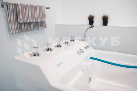 Гидромассажная ванна Физиотехника Гольфстрим для подводного душ-массажа medcub